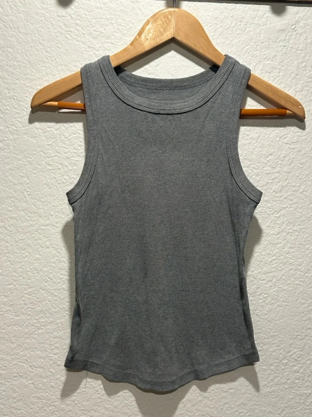 SO Gray Ribbed Tank Top - Picture 5 of 6
